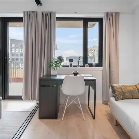 Sleek 1Bd Apt With Sea View Tromso Exterior photo