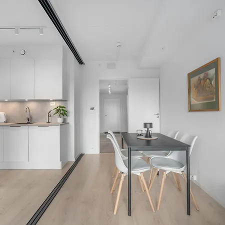 Sleek 1Bd Apt With Sea View Tromso Exterior photo