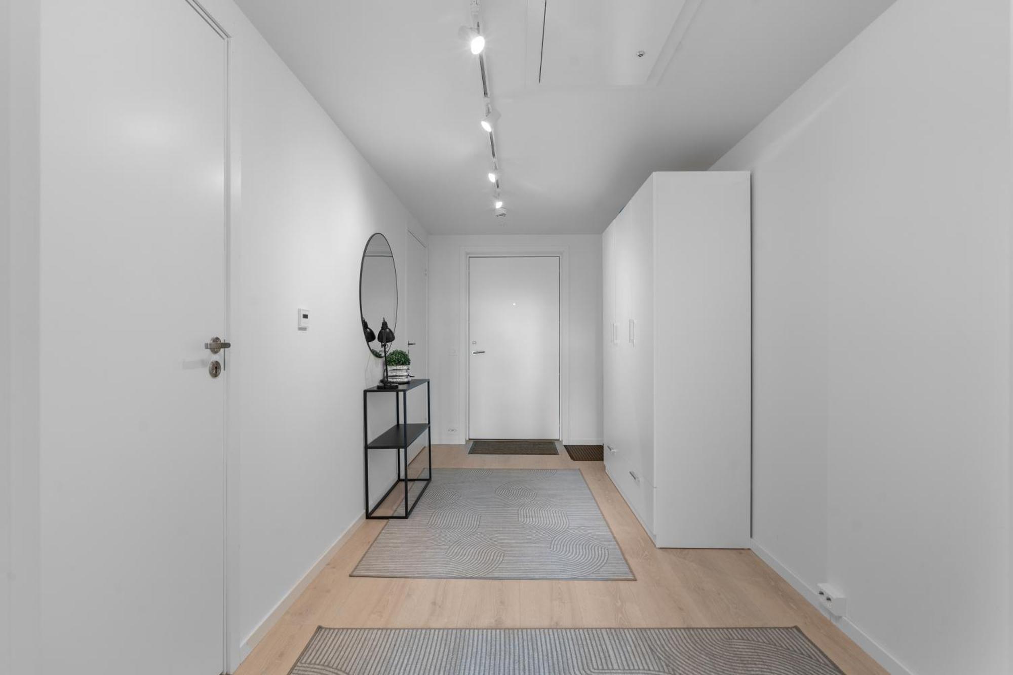 Apartment Sleek 1bd With Sea View