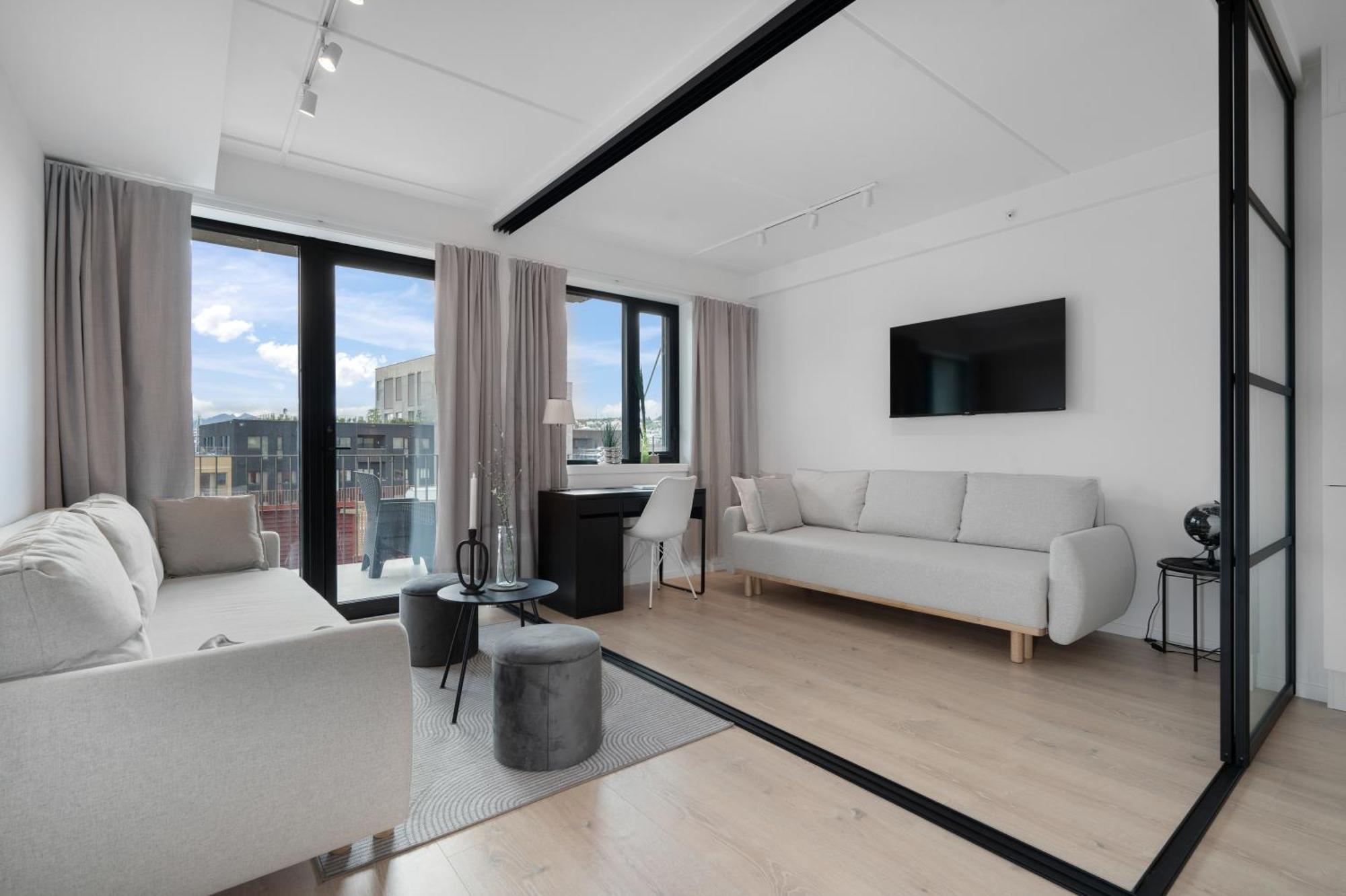 Sleek 1bd With Sea View Apartment Tromso